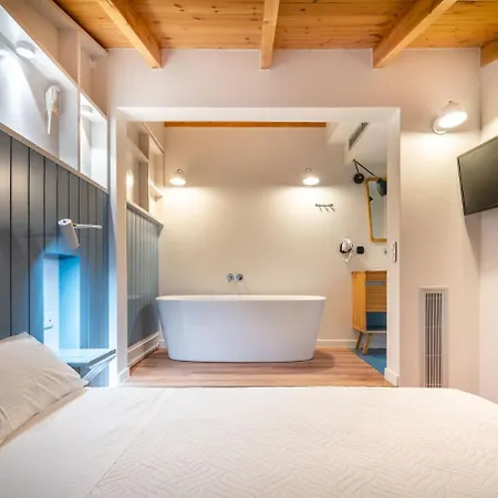 Allure Boutique Lejlighedshotel 4*